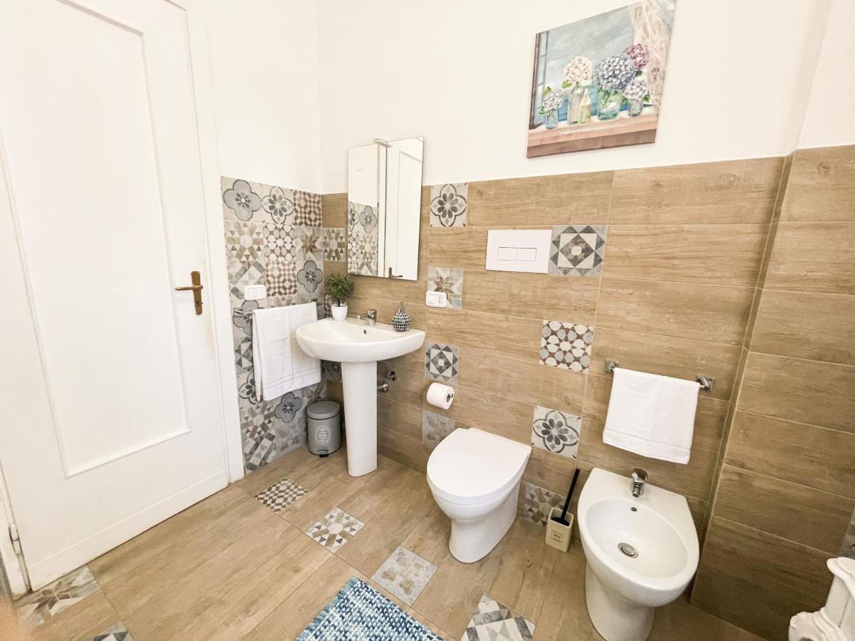Al Politeama Rooms B&B Palermo Luaran gambar
