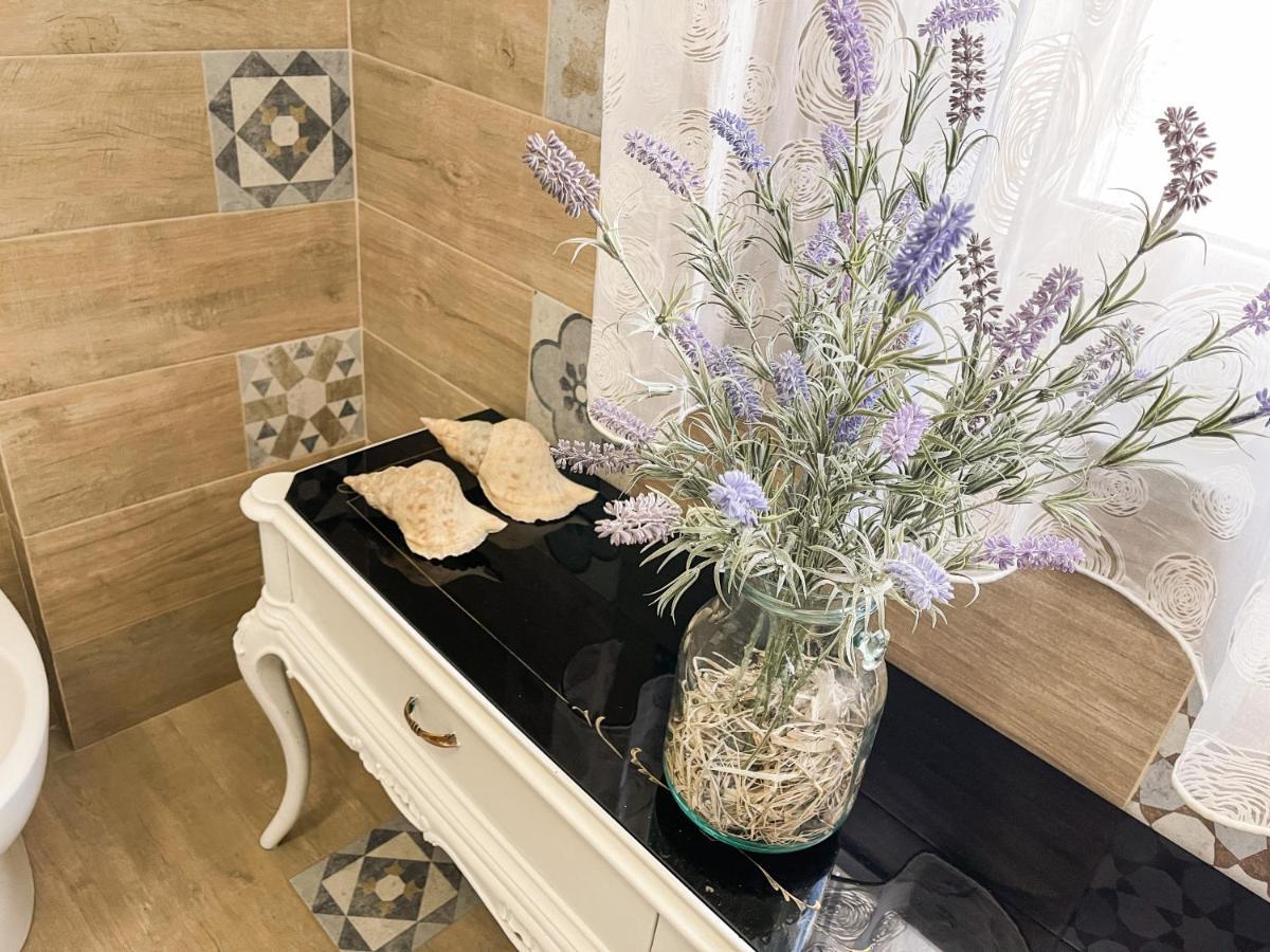 Al Politeama Rooms B&B Palermo Luaran gambar