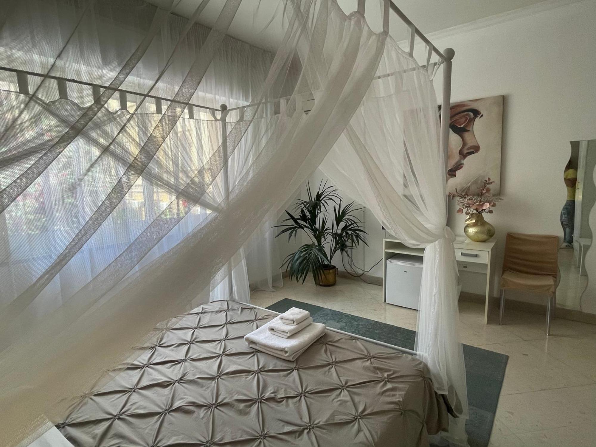 Al Politeama Rooms B&B Palermo Luaran gambar